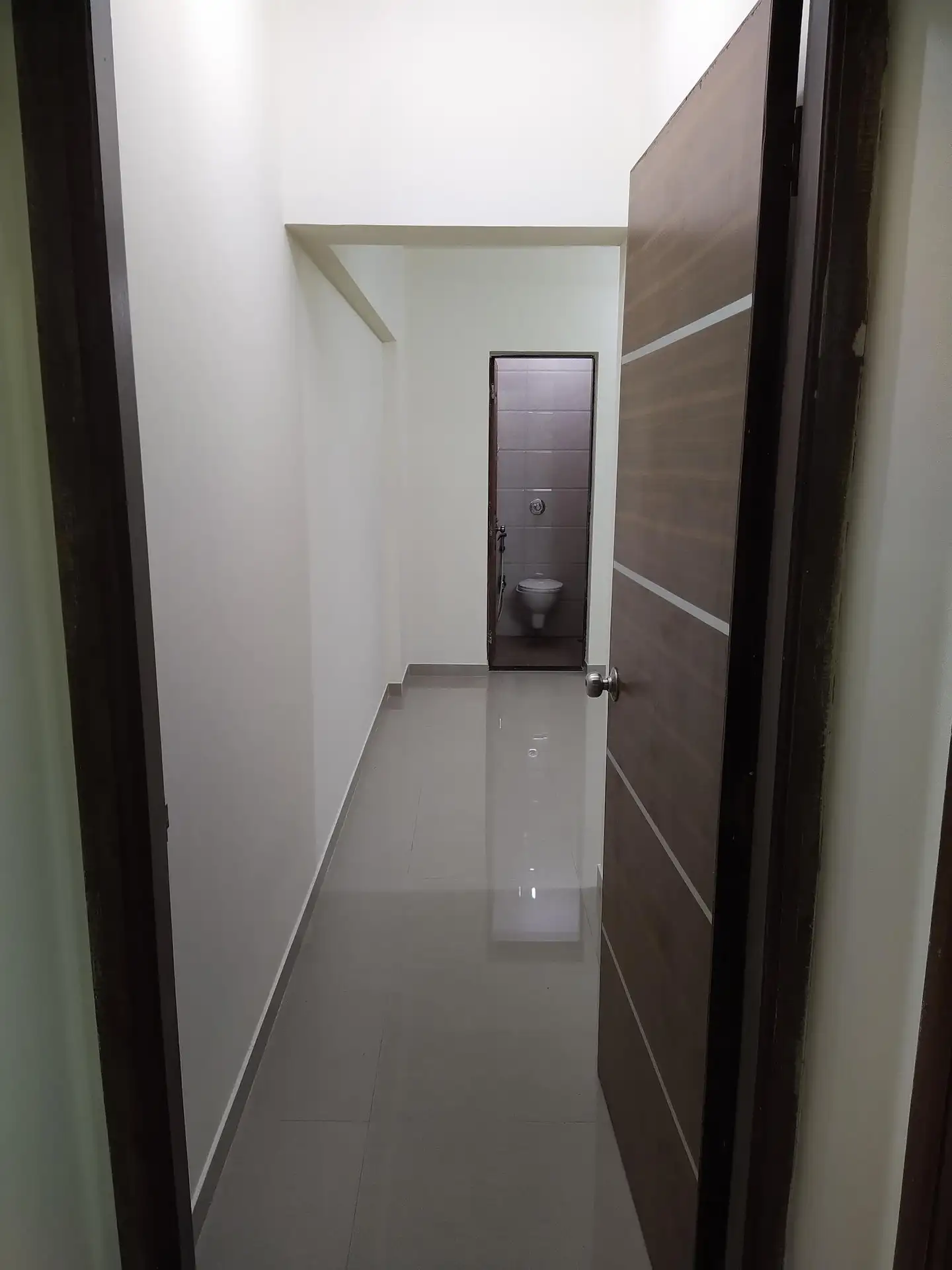 2.5 BHK Flat for Sale in SETHIA LINK VIEW , Goregaon West